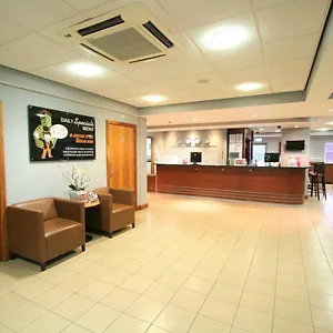 International By Roomsbooked Hotel